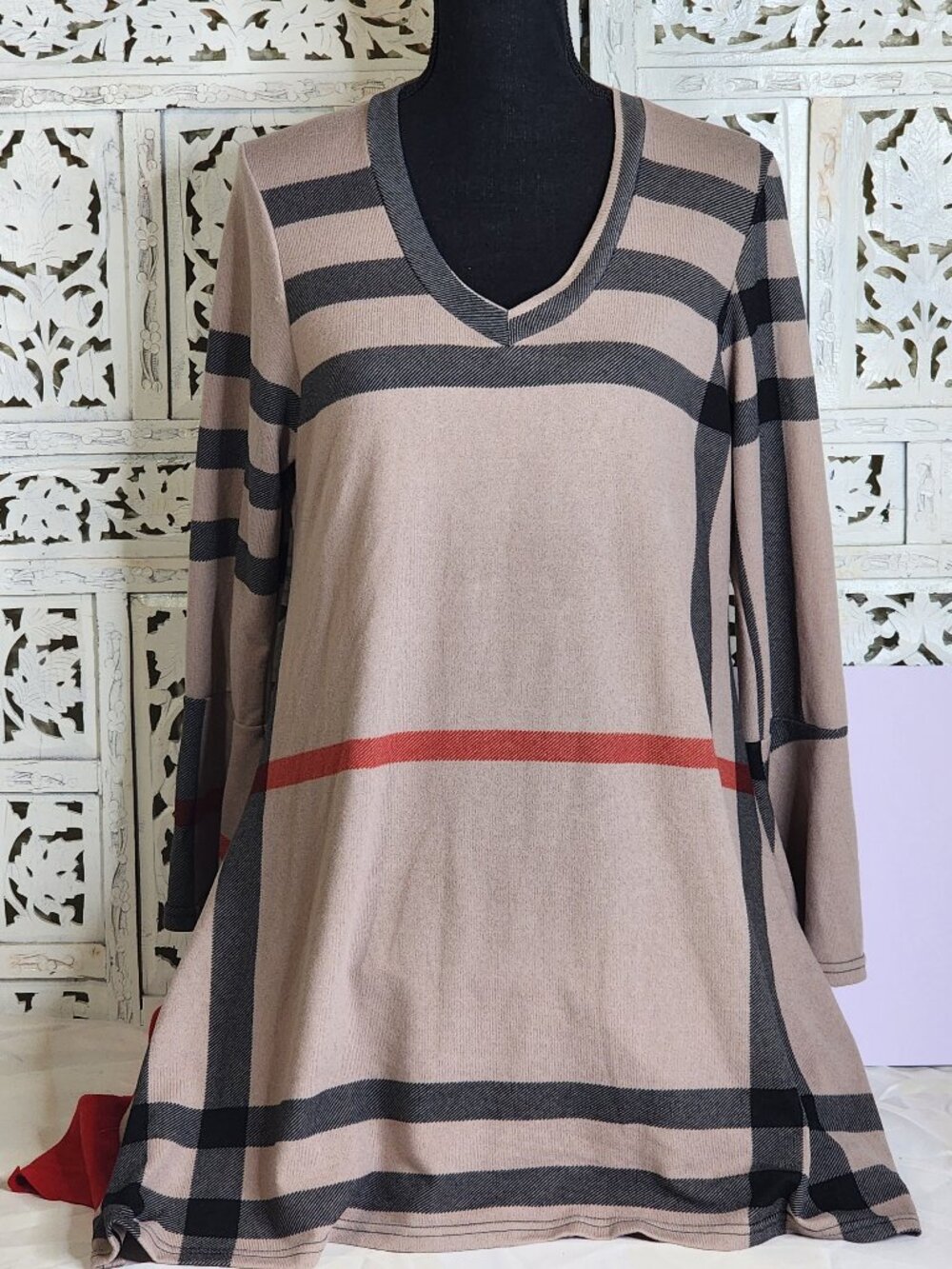 WinWin Beige Black Red Big Plaid Poly Span Flare Bottom Bell Sleeves Tunic L-XL
